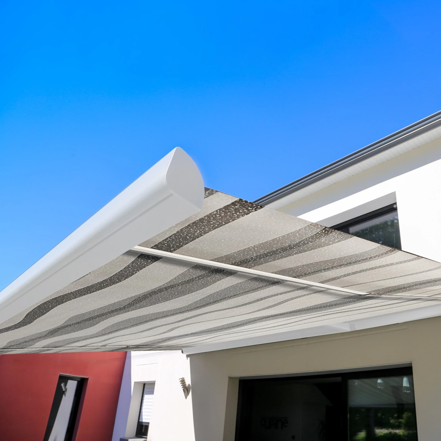 AVAILABLE INSTORE ONLY Gardenwize Full Aluminium Patio Cassette Awning Manual Wind Out Blind 400cm WIDE With A Projection Of 250cm Depth GW40250 - Image 2